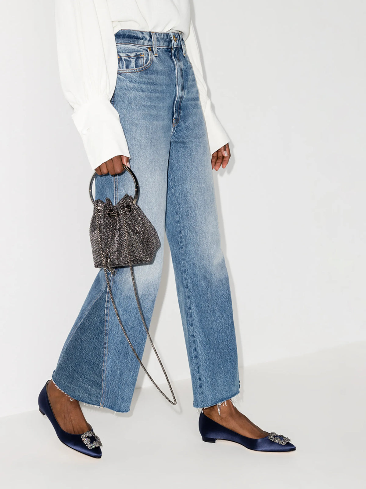 Manolo Blahnik - Hangisi Appliqué Flat Pumps