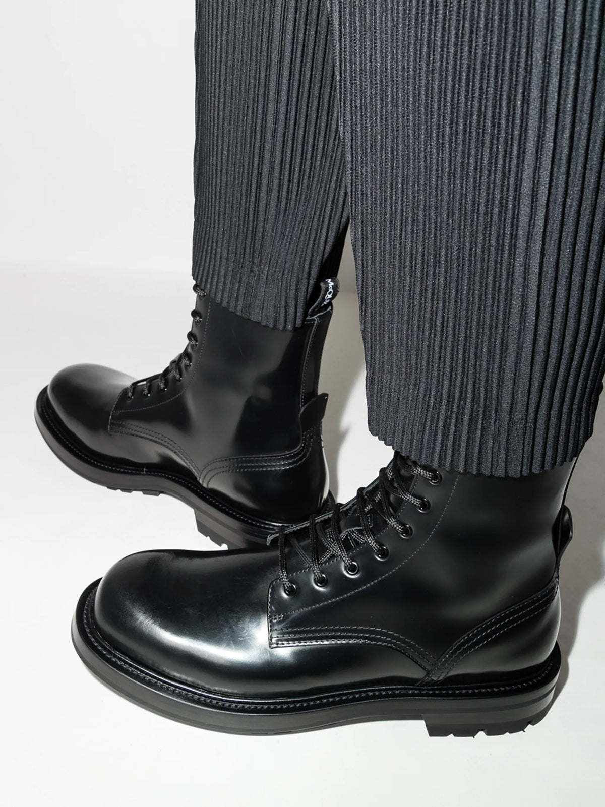 Alexander McQueen - Polished Lace-up Boots