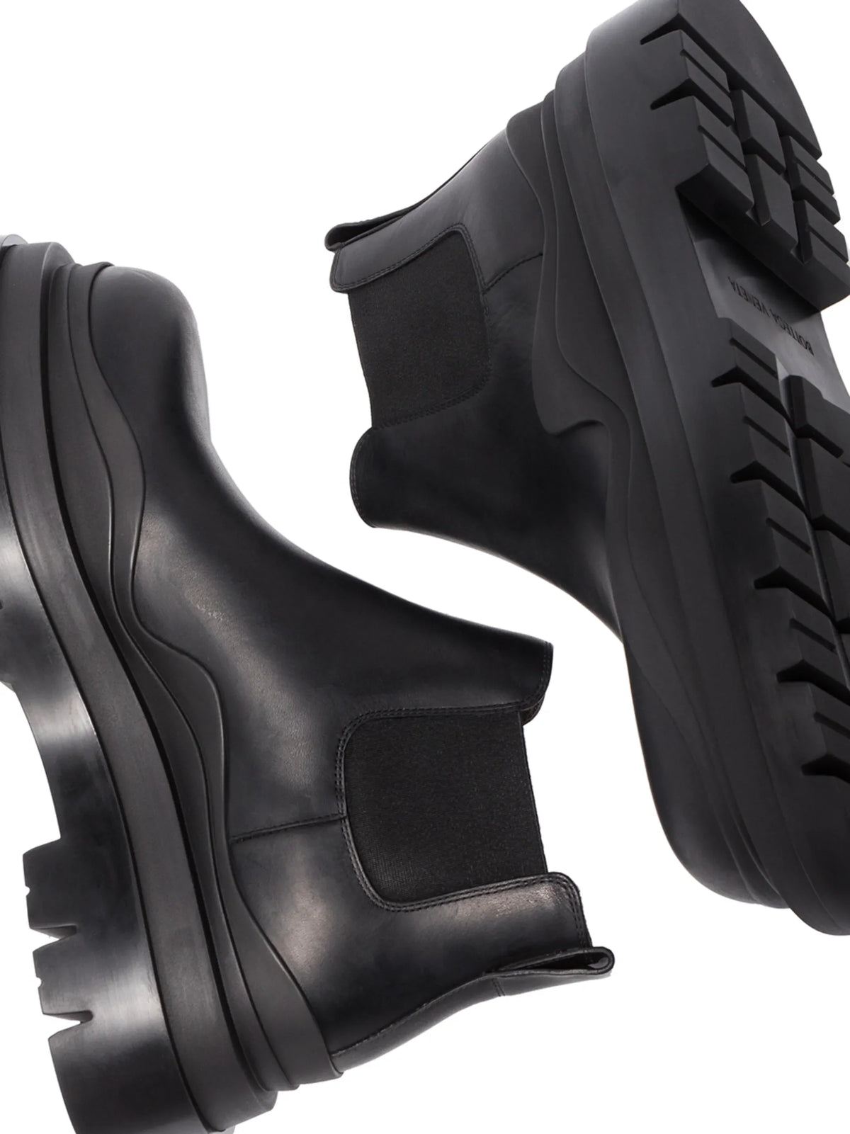 Bottega Veneta - Tire Leather Ankle Boots