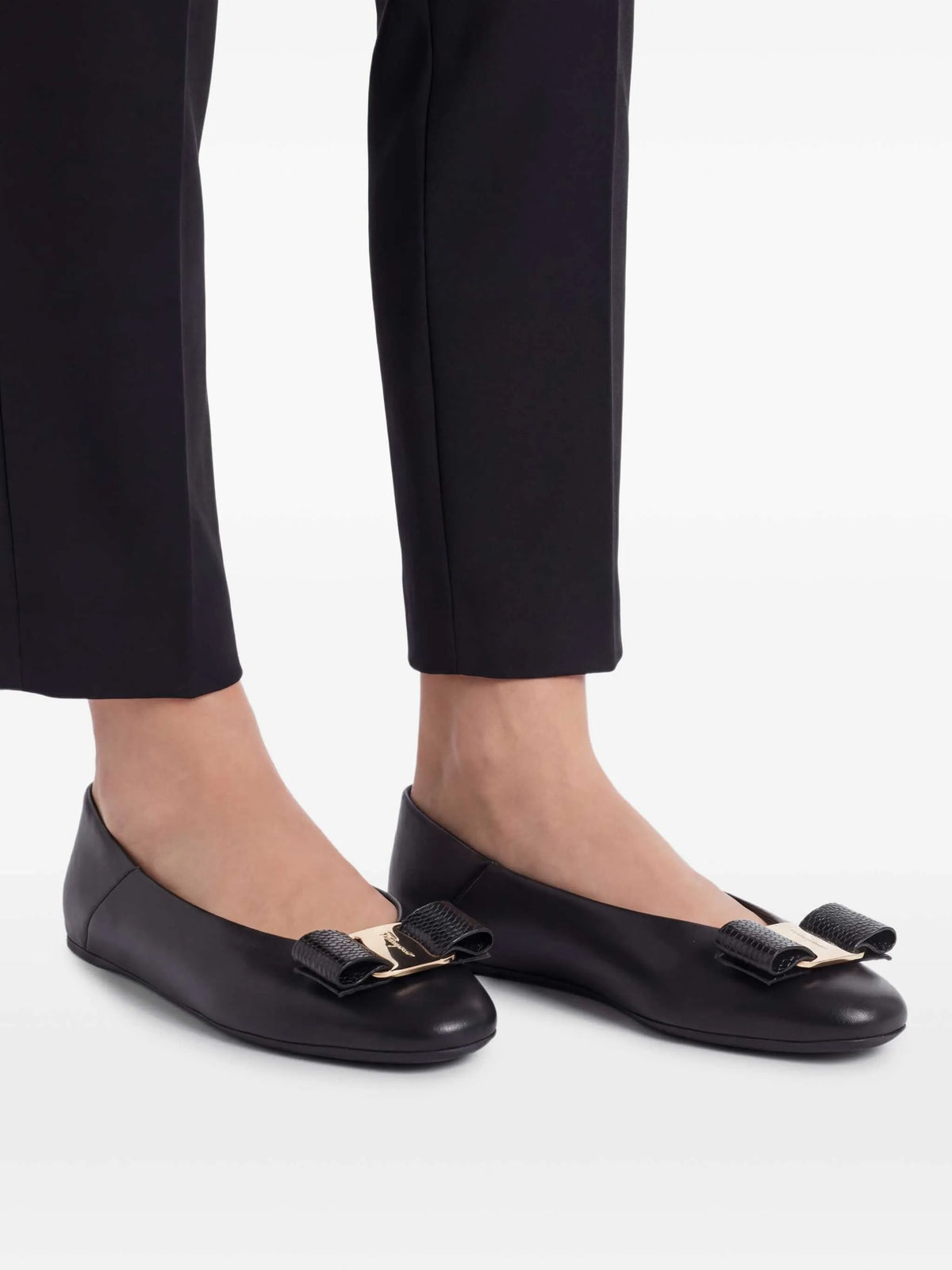 Ferragamo - Vara Bow Leather Ballet Flats