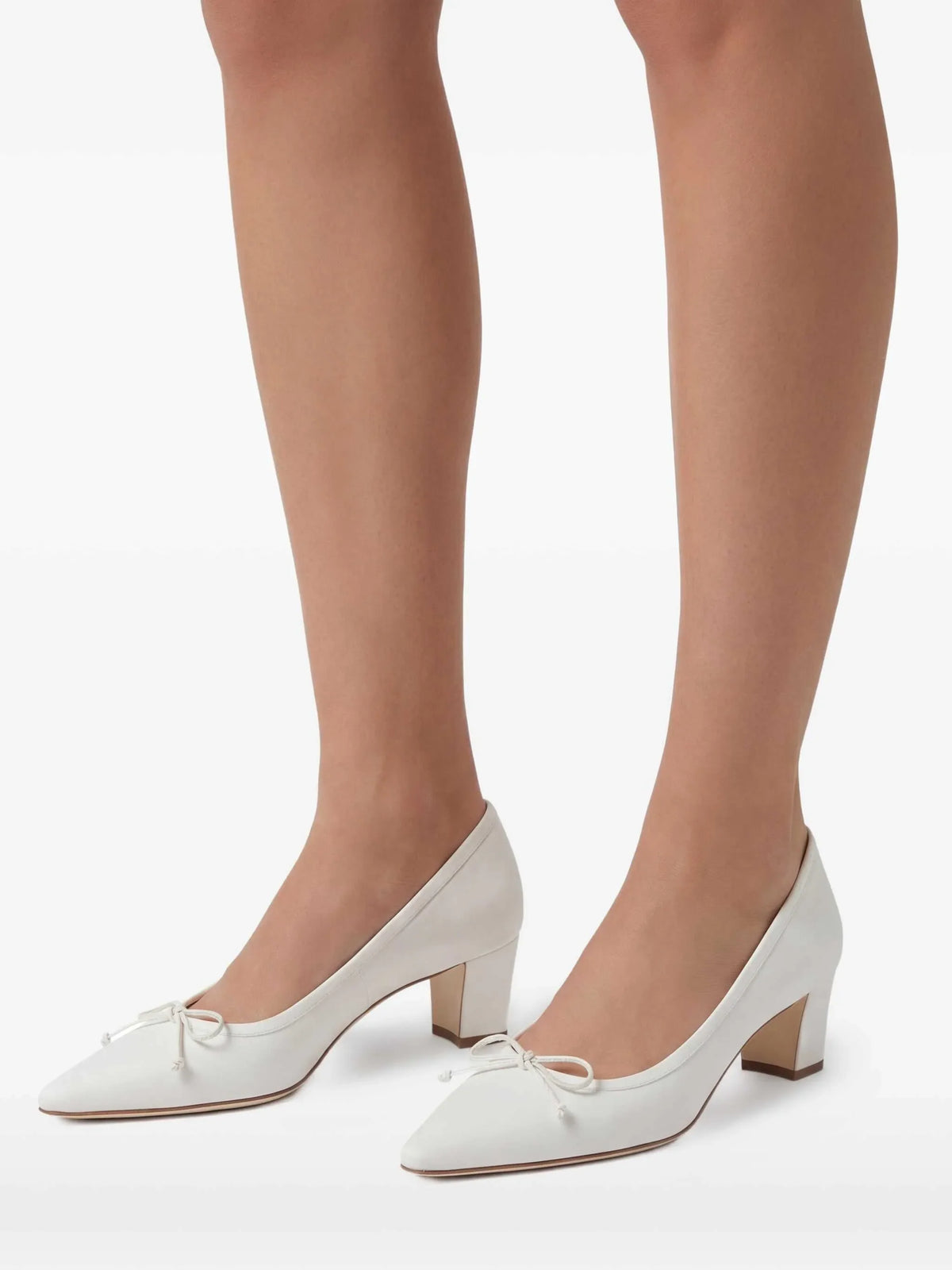 Manolo Blahnik - Materbal Bow Pumps