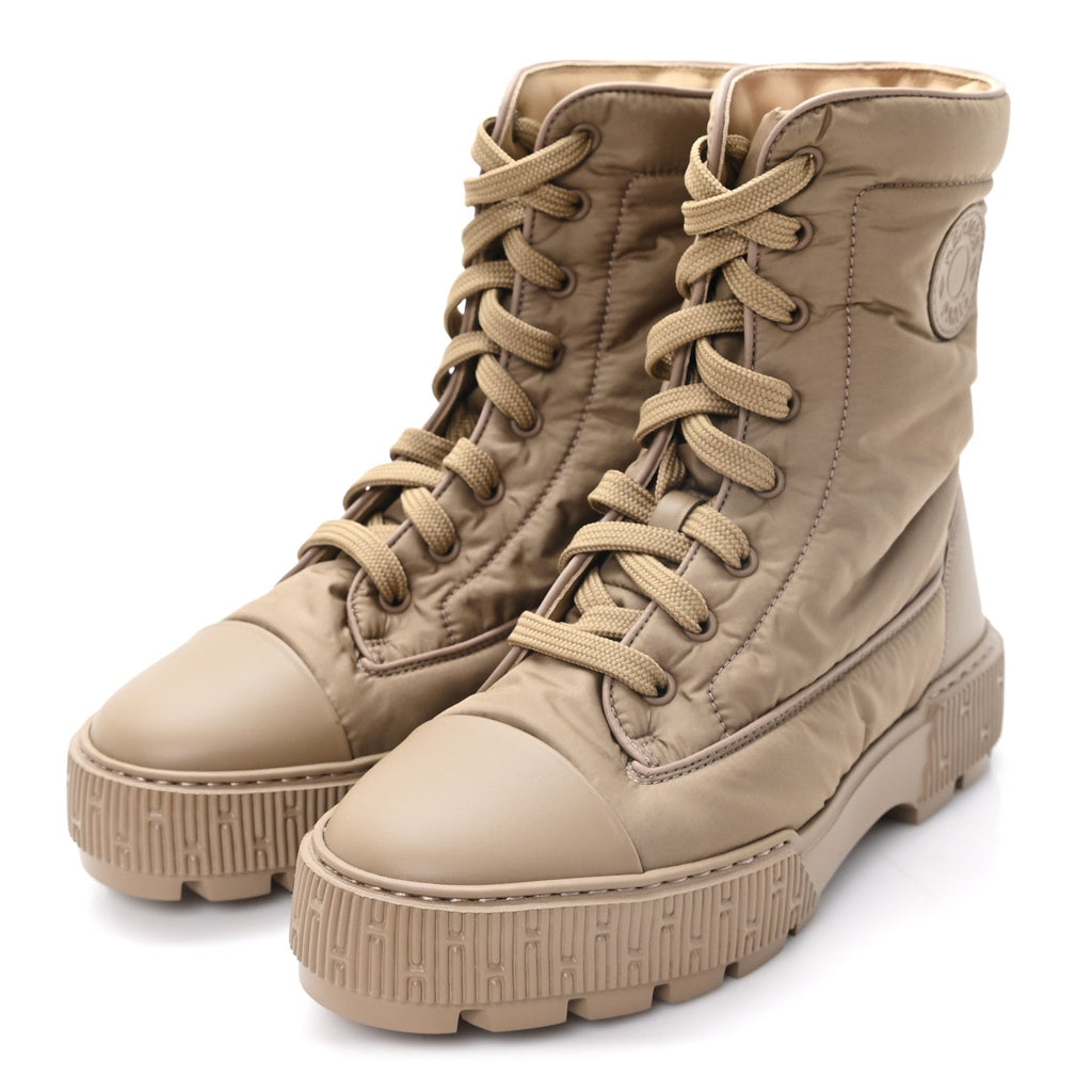 Hermès - Calfskin Parachute Fresh Ankle Boots
