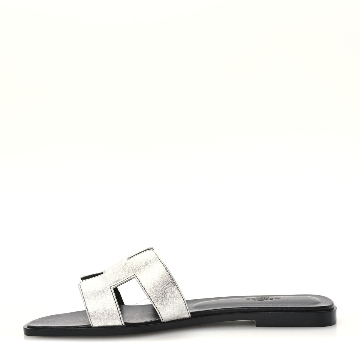 Hermès - Metallic Chevre Oran Sandals